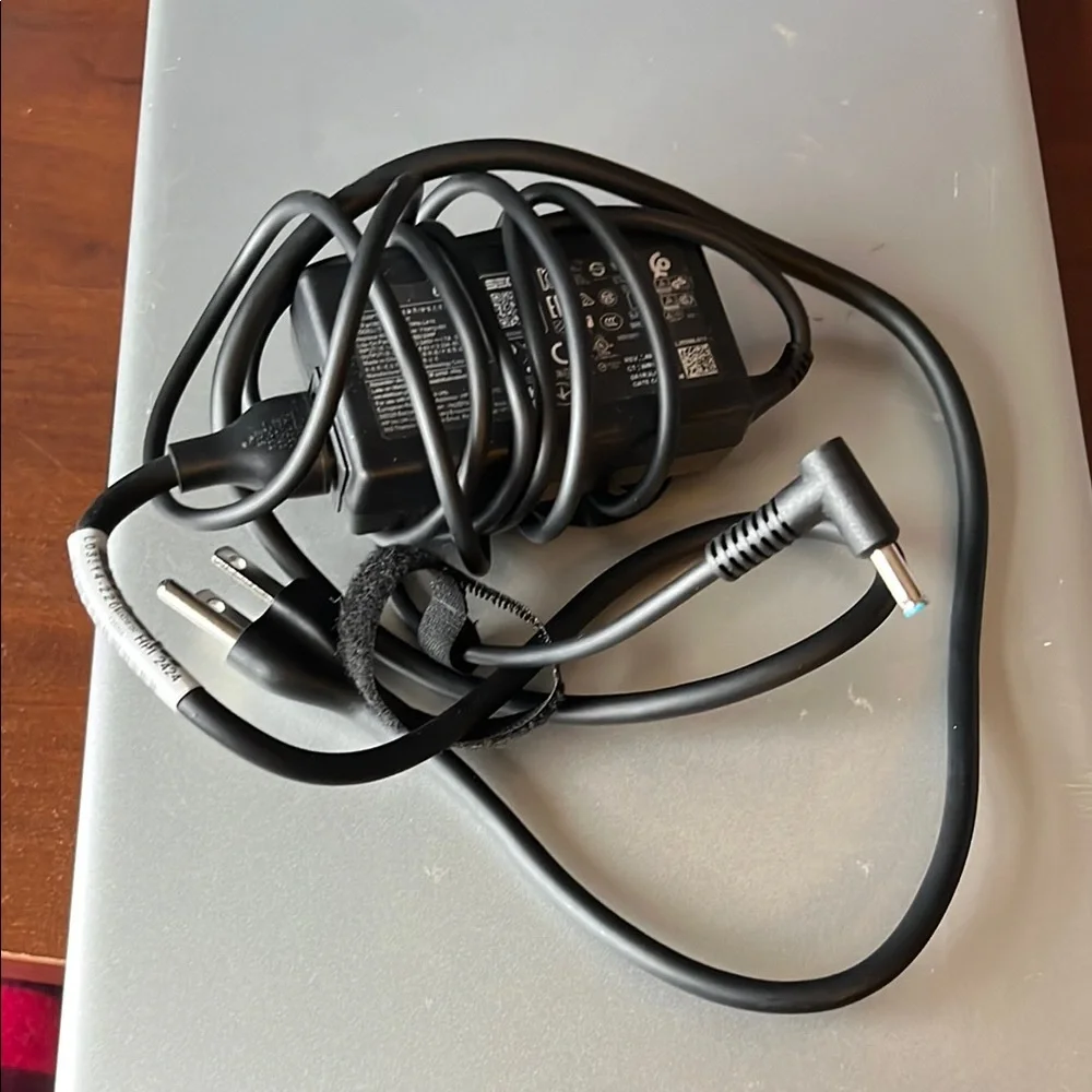 HP Silver Laptop